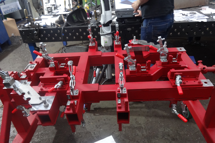 Технологическая оснастка для роботов